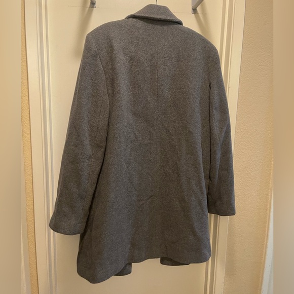 Liz Claiborne Coat - Picture 2 of 11